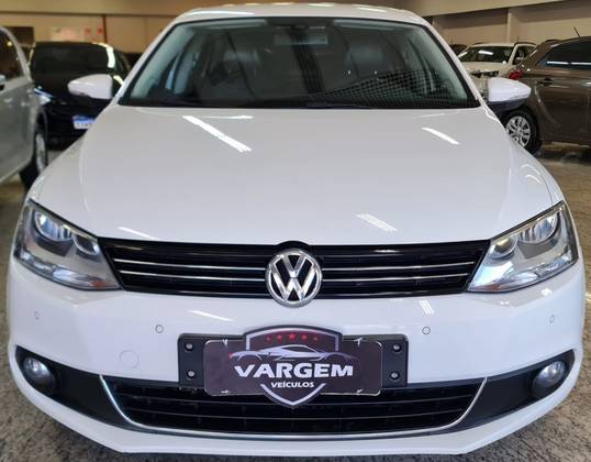 VOLKSWAGEN JETTA 2.0 TSI HIGHLINE 200CV GASOLINA 4P TIPTRONIC